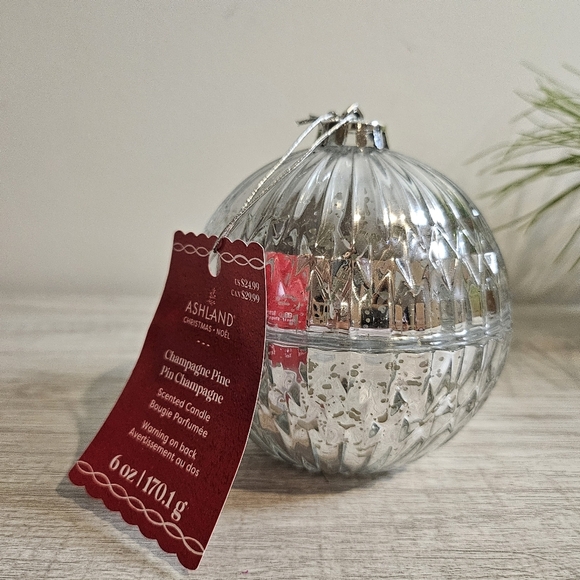 NWT Silver Mercury Reusable Glass Champagne Pine Scented Candle with Lid Decor - Picture 5 of 5